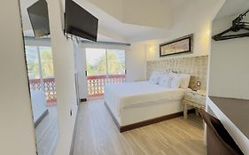 Auaecoco Hotel